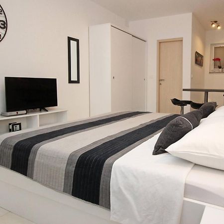 באסקה Apartments Karamarko מראה חיצוני תמונה