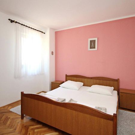 באסקה Apartments Karamarko מראה חיצוני תמונה